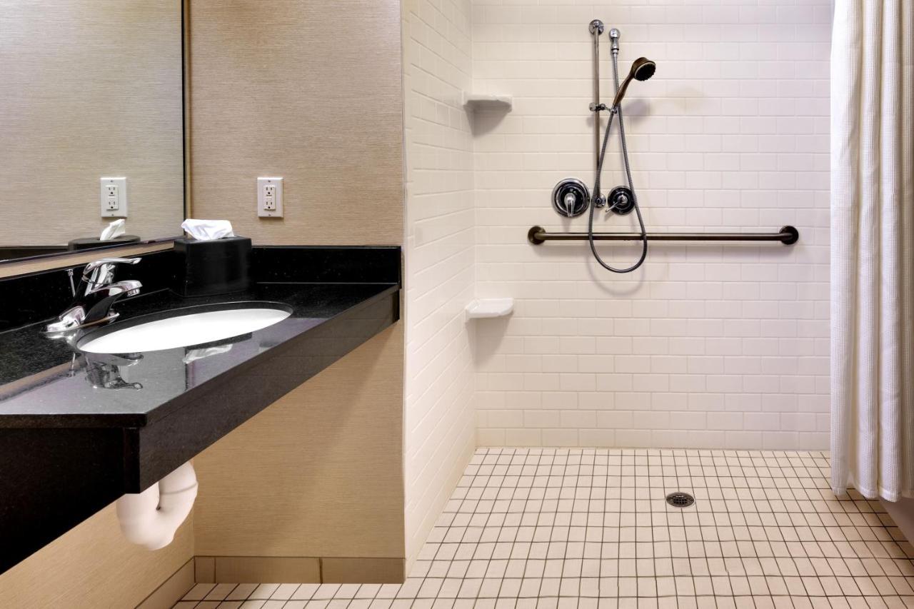 Fairfield Inn & Suites By Marriott Tallahassee Central Ngoại thất bức ảnh